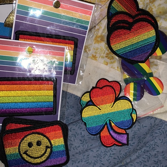 🌈🏳️‍🌈 LGBTQ PRIDE BUNDLES 🏳️‍🌈🌈 - Picture 5 of 17